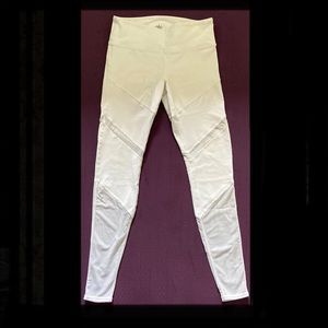 Alo Yoga pants